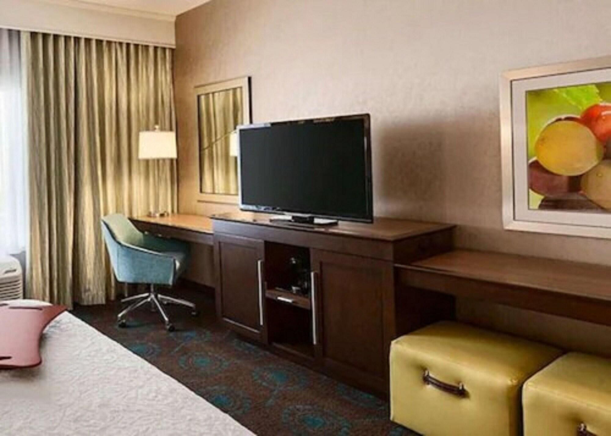 Hampton Inn & Suites Portland/Hillsboro-Evergreen Park Zewnętrze zdjęcie