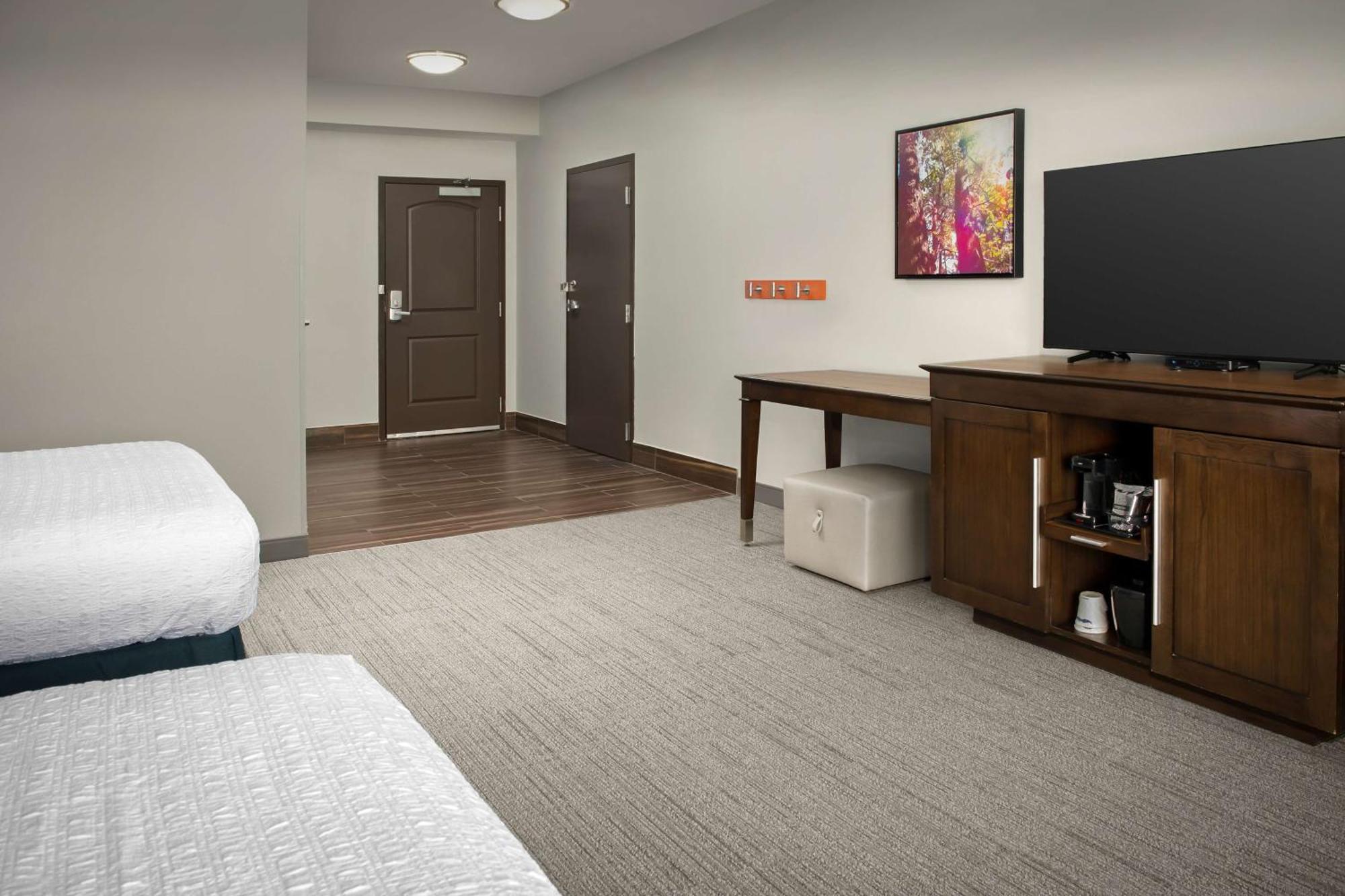 Hampton Inn & Suites Portland/Hillsboro-Evergreen Park Zewnętrze zdjęcie