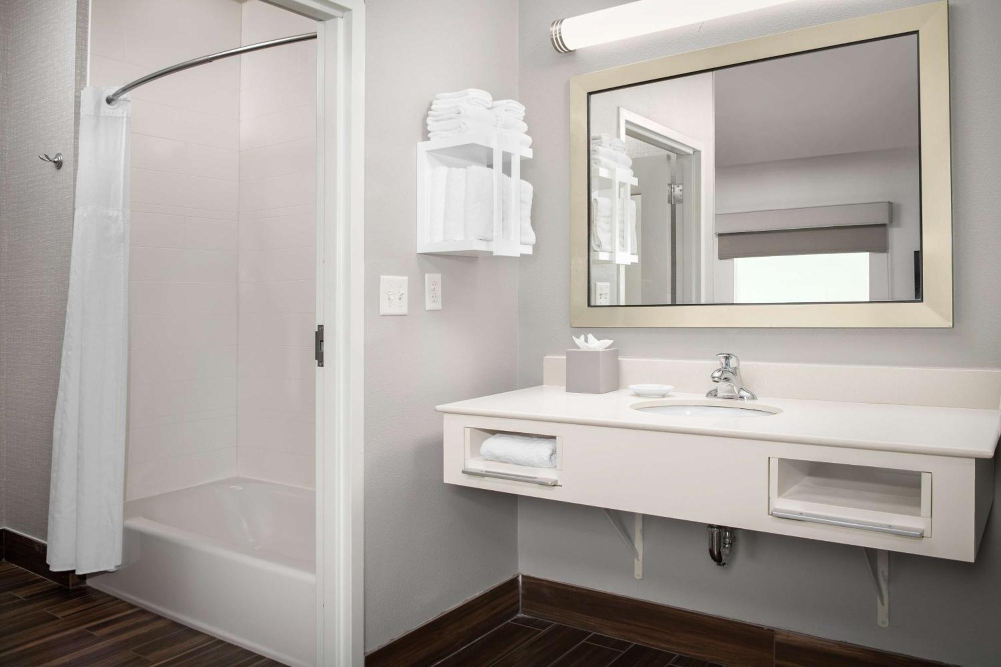 Hampton Inn & Suites Portland/Hillsboro-Evergreen Park Zewnętrze zdjęcie