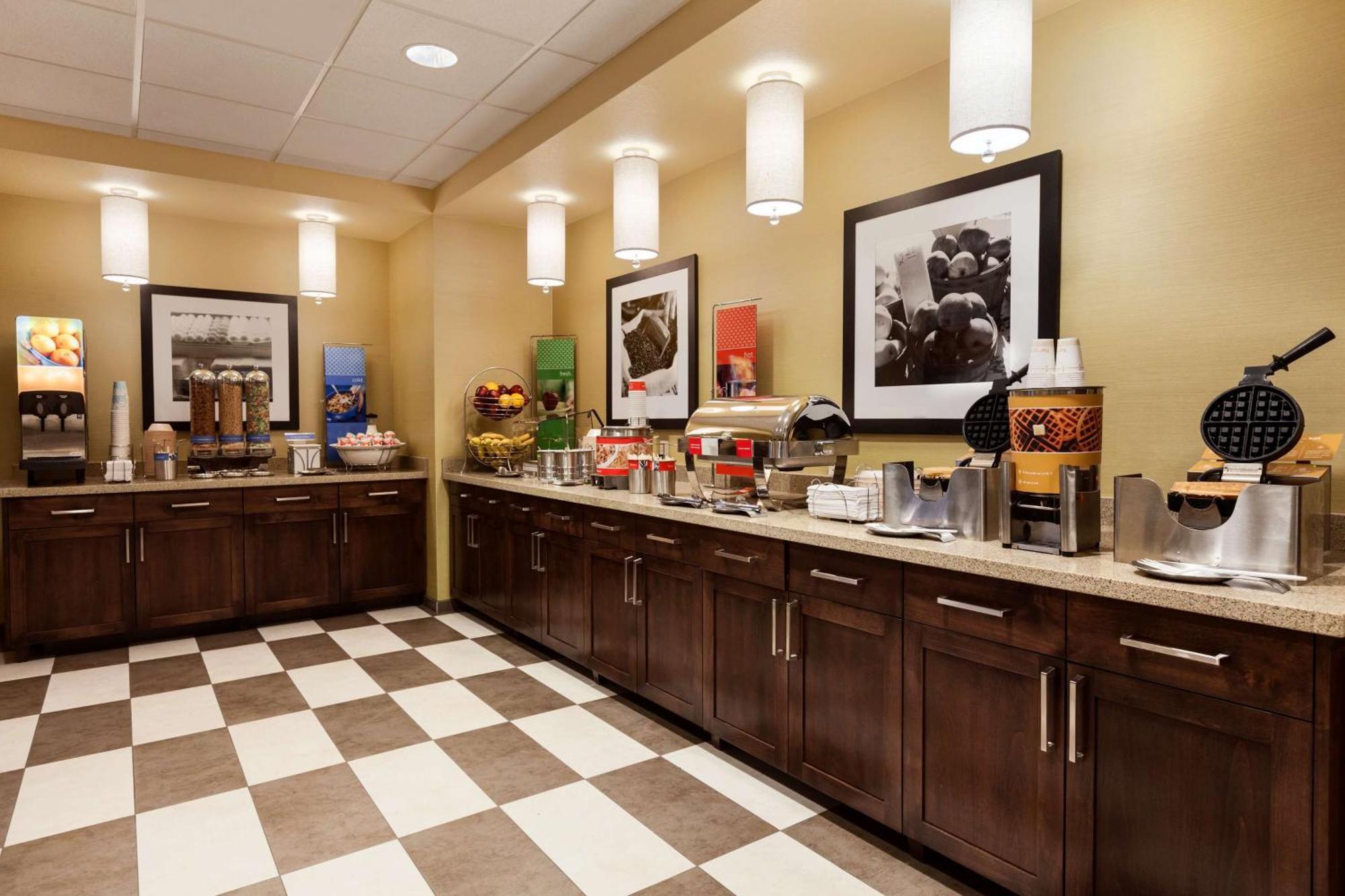 Hampton Inn & Suites Portland/Hillsboro-Evergreen Park Zewnętrze zdjęcie